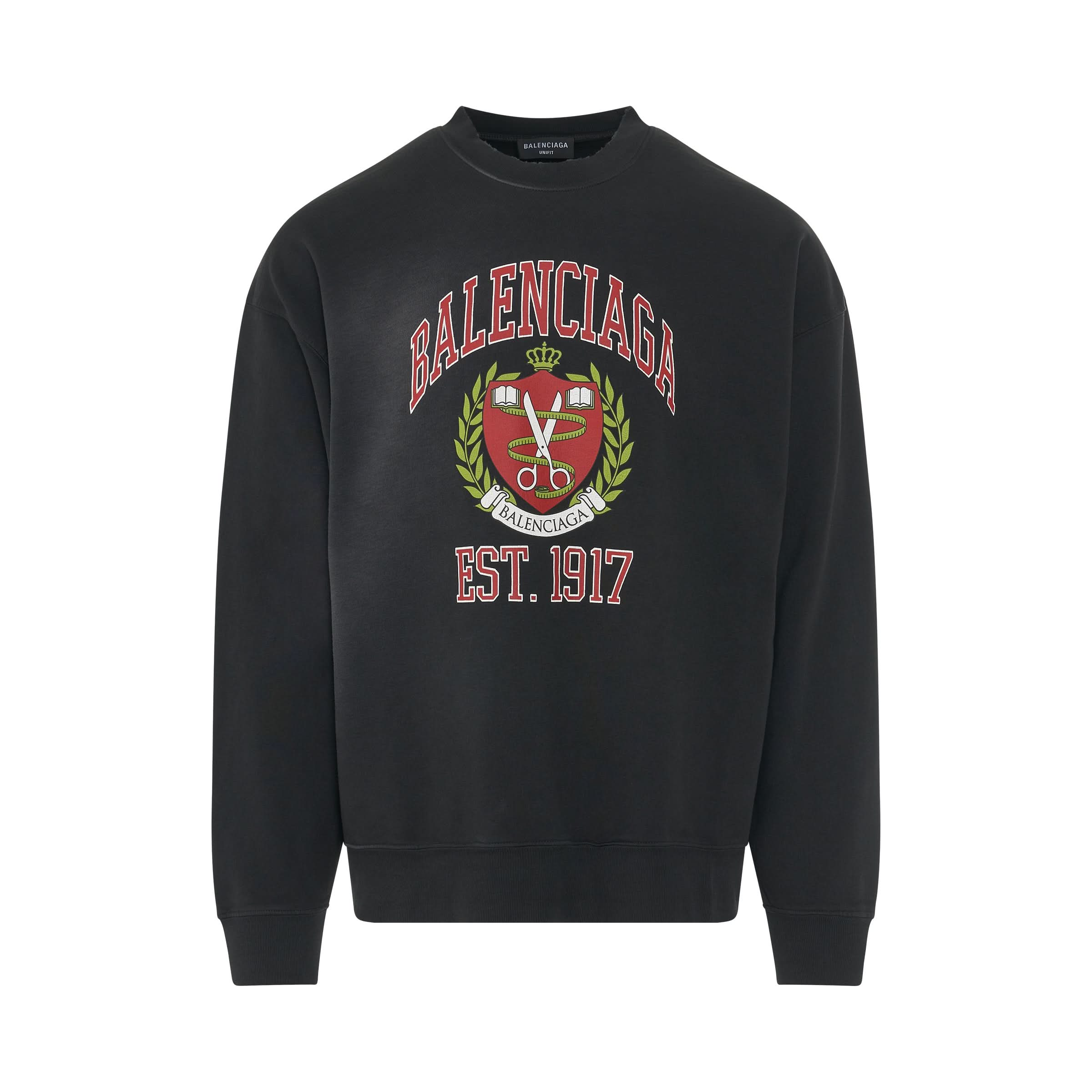 College Sweatshirt in Black