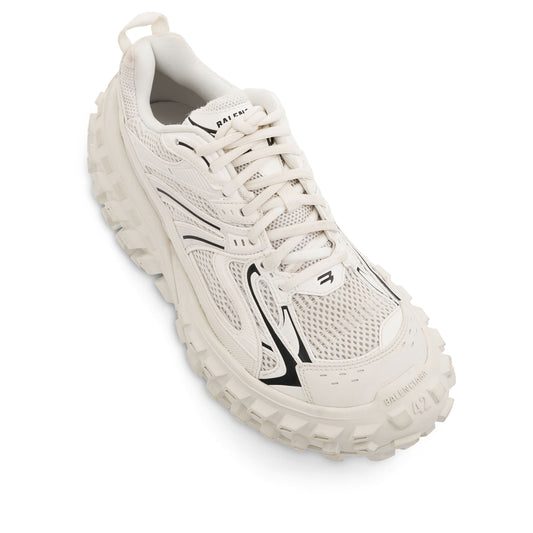 Bouncer Sneaker in Eggshell