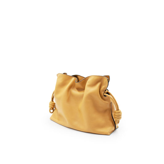 Flamenco Clutch in Nappa Calfskin in Desert