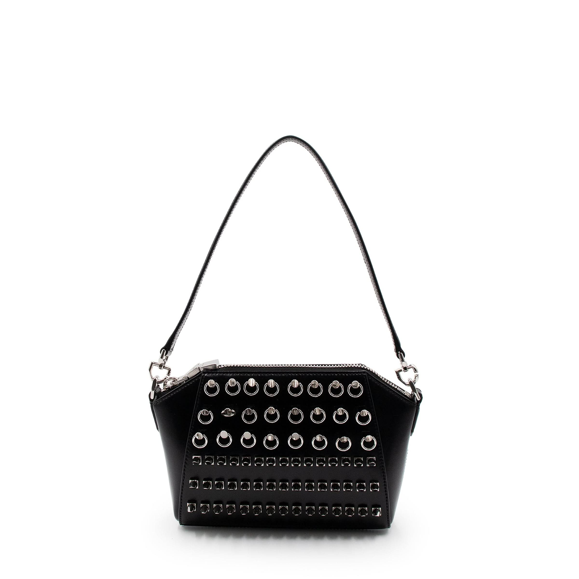 XS Antigona Studs Bag in Smooth Leather in Black