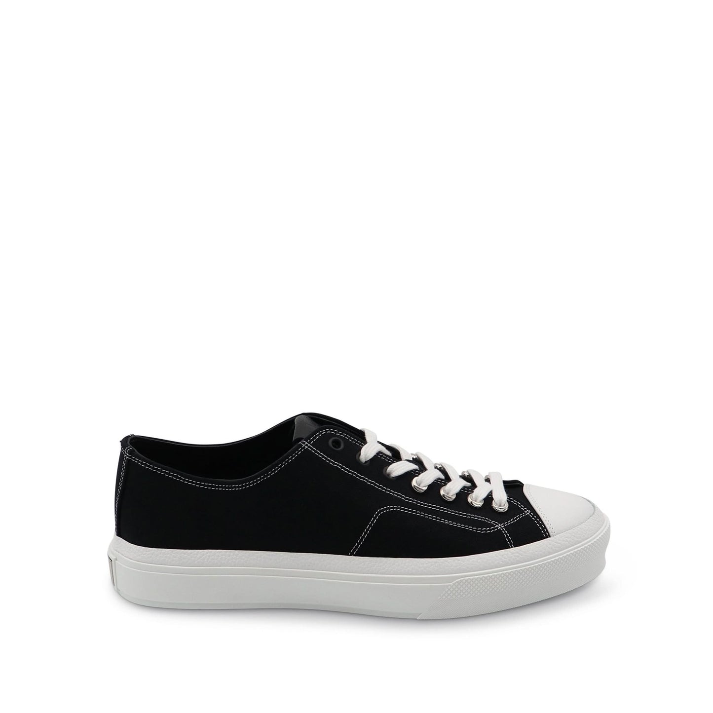 City Low Sneaker in Black