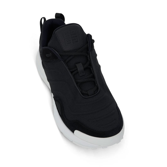 GIV 1 Light Runner Sneaker in Black/White