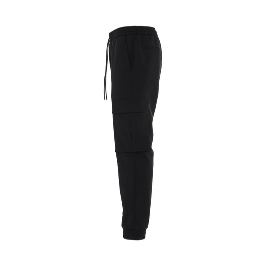 Signature Cargo Joggr Pants in Black