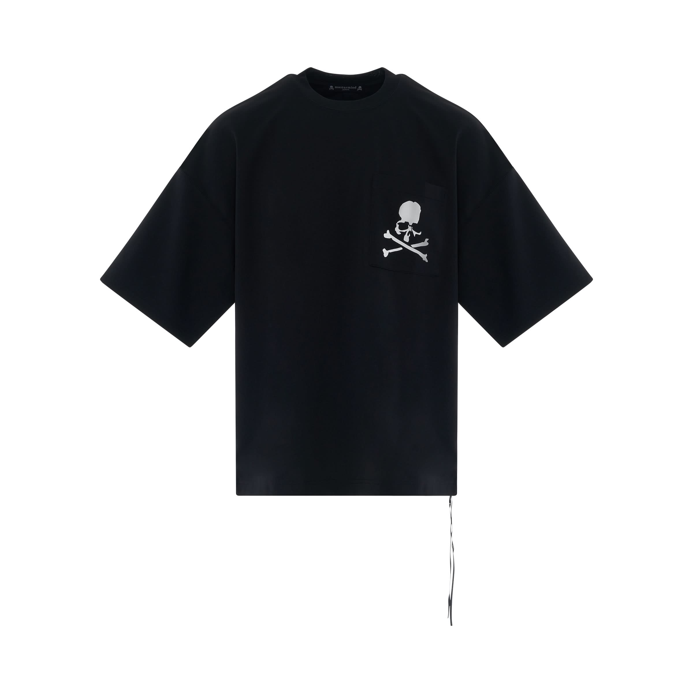 Slicone Skull On Pocket Boxy Fit T-Shirt in Black