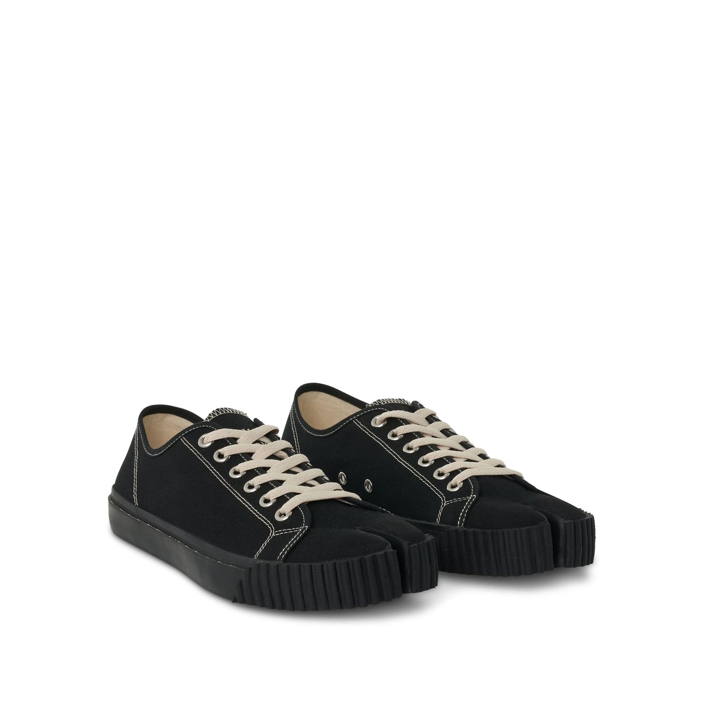 Tabi Sneaker in Black