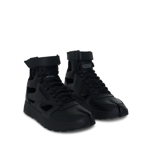 Maison Margiela x Reebok Tabi Gladiator High Sneaker in Black