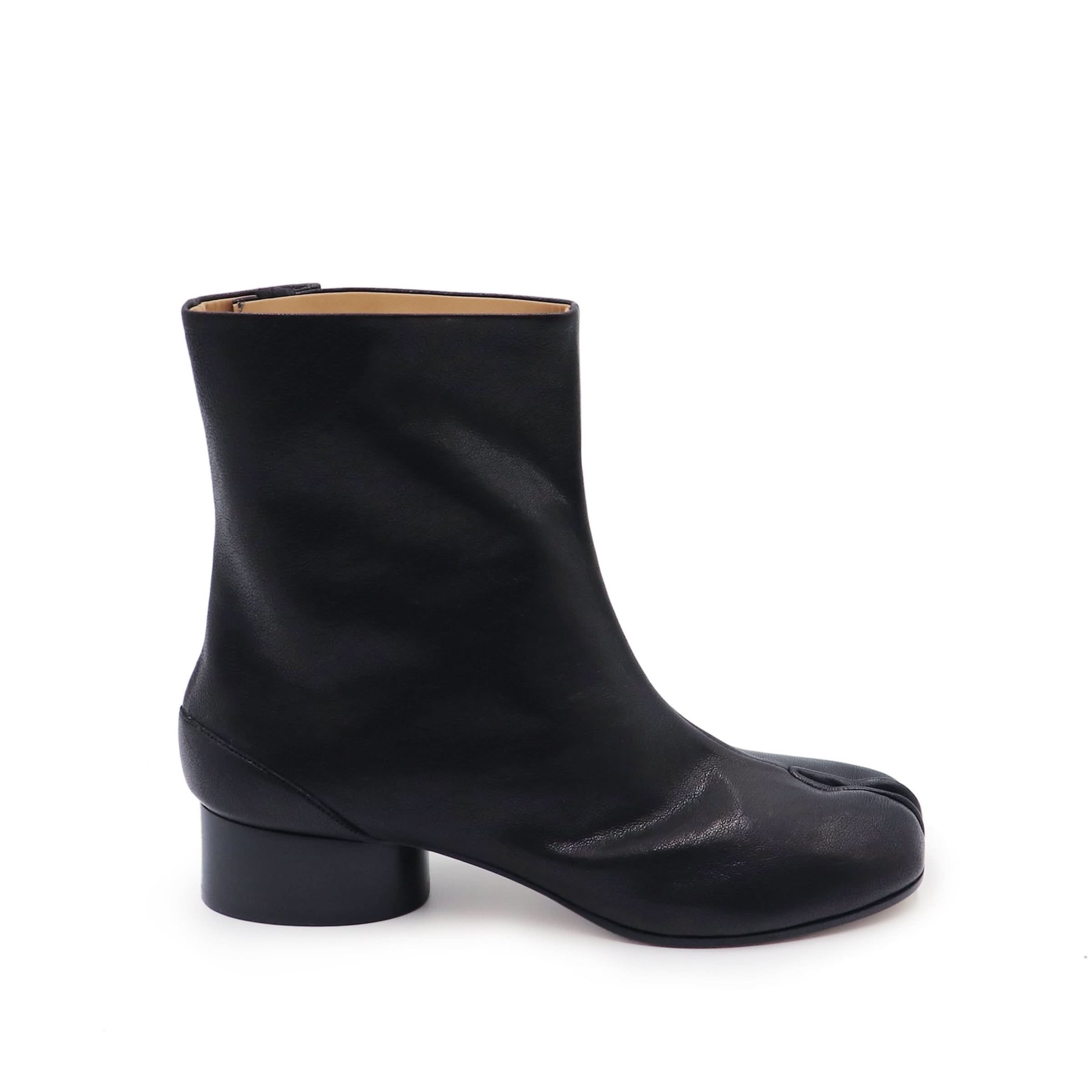 Tabi Ankle Boots 3cm Heel in Black