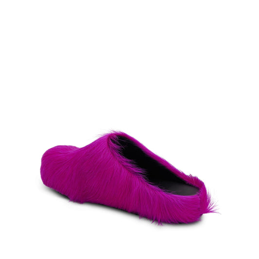 Fussbett Long Hair Calfskin Sabot in Fuchsia