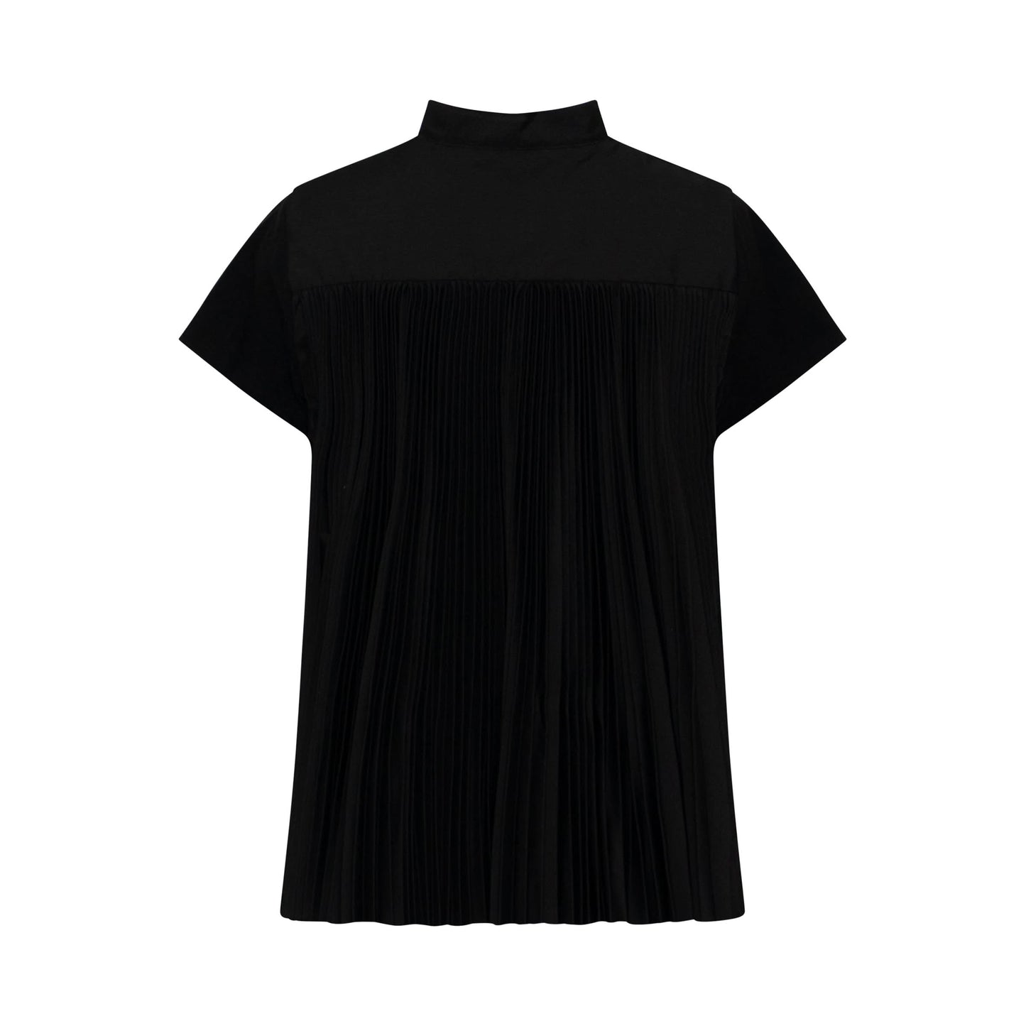 Classic Pleated Back T-Shirt in Black