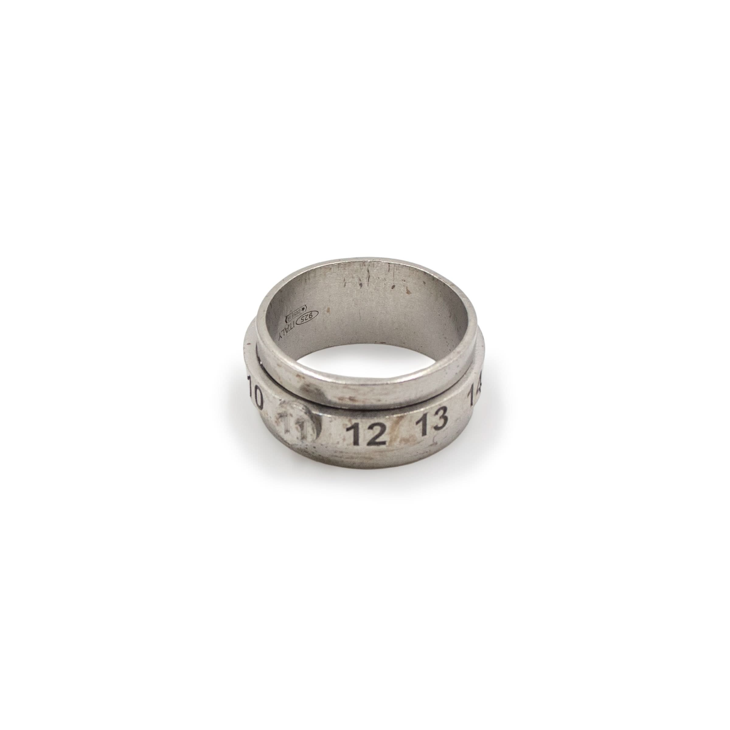 Number Engraved Ring in Silver