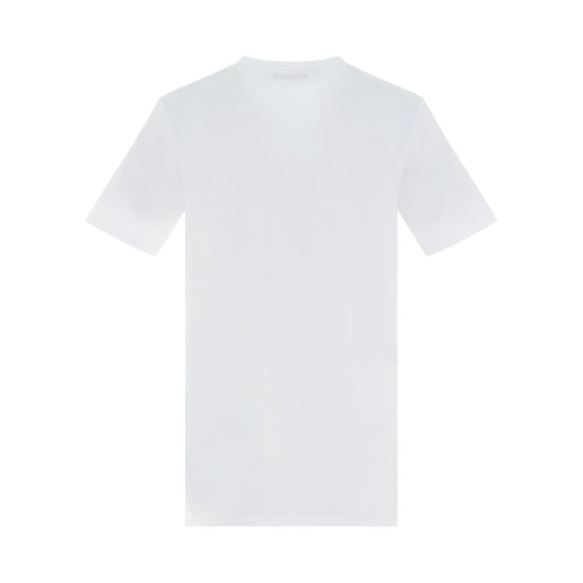 3 Button Printed Logo Classic Fit T-Shirt in White/Black