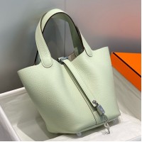 Hermes Picotin Lock 18 Bag In Vert Fizz Clemence Leather